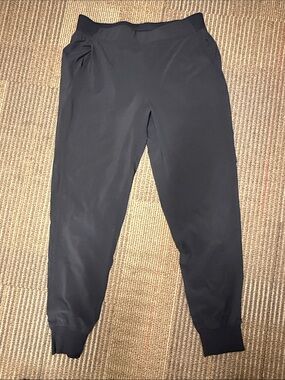 🖤 lululemon athletica Black Women's Track Joggers 8 🖤